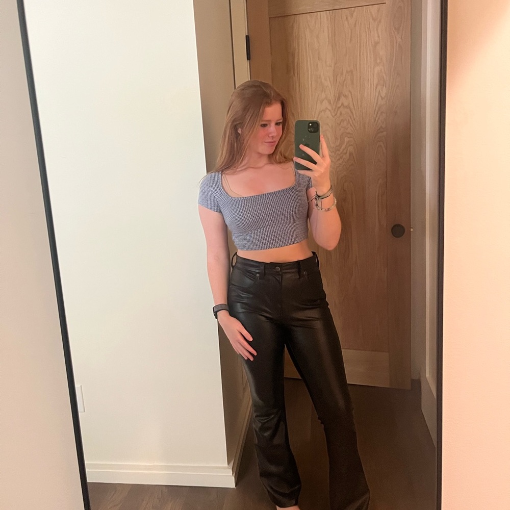 Blue houndstooth crop top